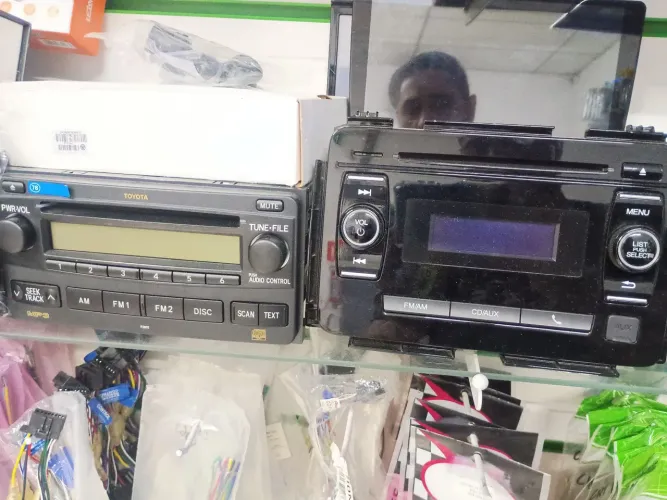 Auto rádio original novo