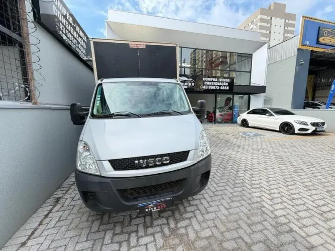 Iveco Daily City 30s13 Chassi 2P (diesel) 2020
