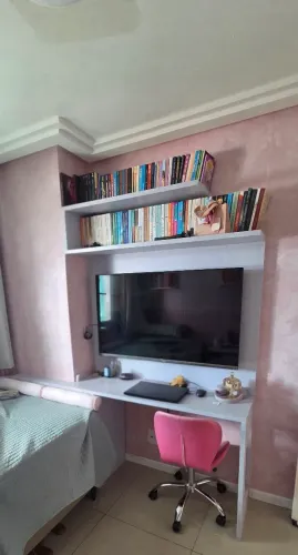 Painel de tv com bancada