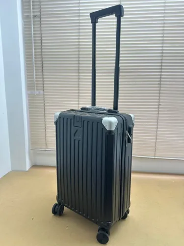 Mala de bordo (ate 10kgs) policarbonato com porta copo cadeado segredo rodas 360 