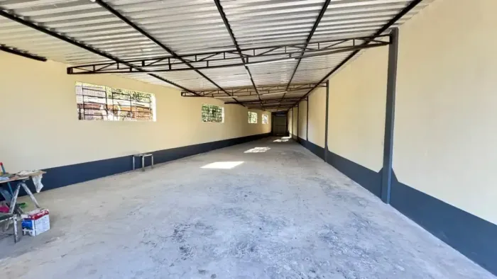 Barracão para Locação na Cidade Industrial de Curitiba - 250 m²