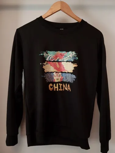 Camiseta Manga Comprida Longa China