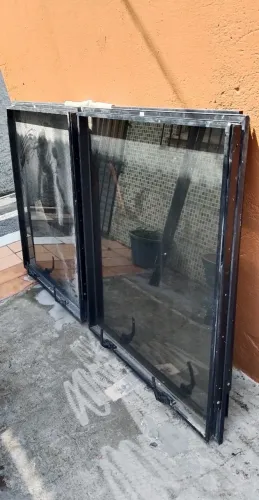 Reique de Alumínio Preto