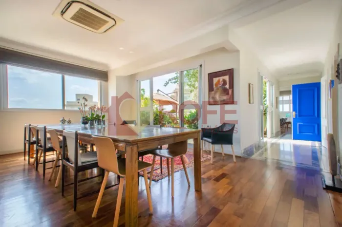 Viver nas Alturas: Cobertura Duplex Exclusiva de 528m² no Alto de Pinheiros