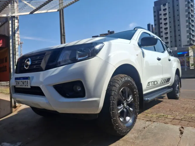 Nissan Frontier Attac.cd 4X4 2.3 Bi-TB Die. AUT 2021