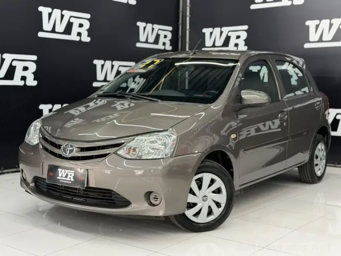 Toyota Etios X 1.3 Flex 16V 5P Mec. 2017