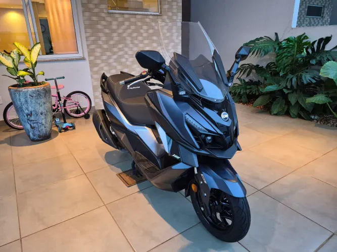 Scooter Dafra Cruisym 300 ABS
