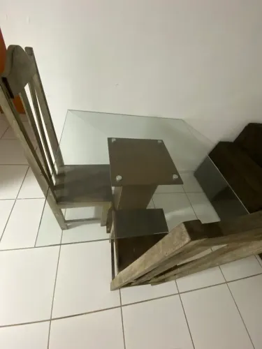 Vendo Mesa de Vidro