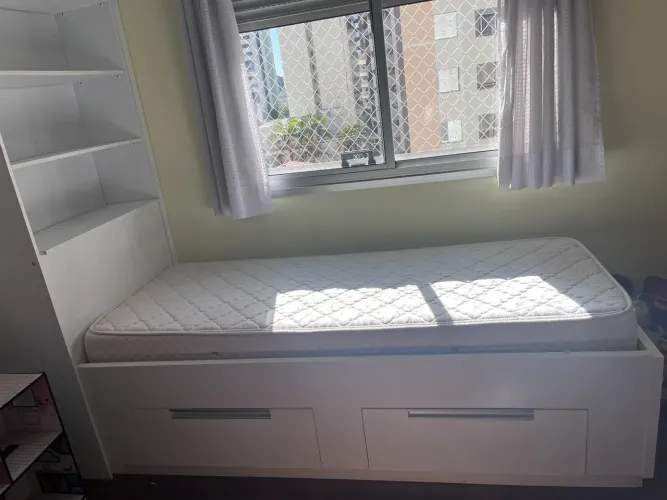 Conjunto cama solteiro king impecável