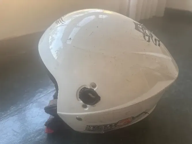 Capacete tamanho 56