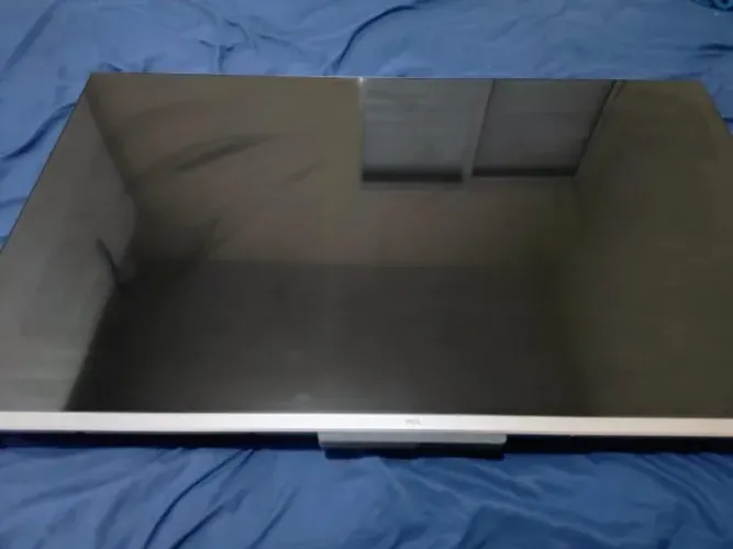 TV TCL 50" 4k COM DEFEITO (para retirada de peças ou conserto)