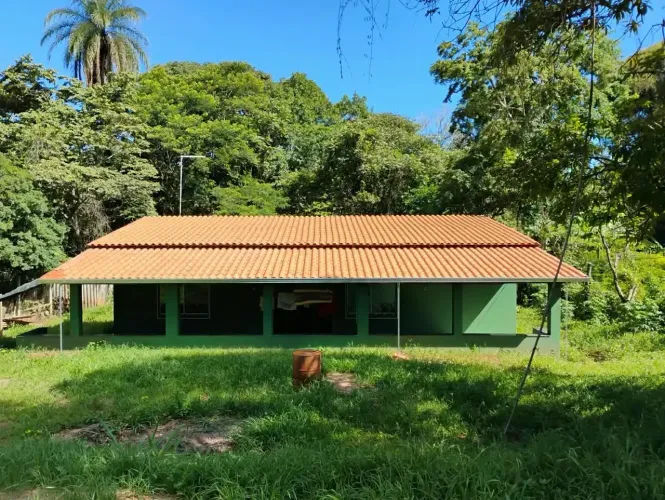 Sítio em Jaboticatubas MG 65 KM DE BH CASA NOVA GRANDE ACEITO CARRO OPORTUNIDADE