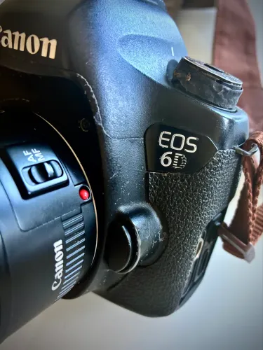 CANON 6D FULL FRAME + 50mm f/1.8 II 