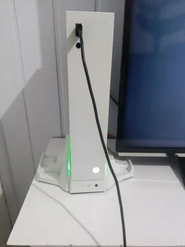 Xbox série S pouco usado 