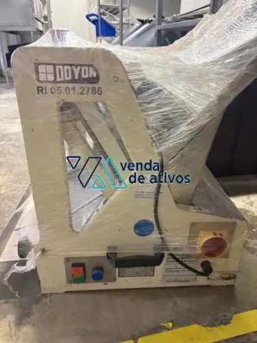 Fatiadora de Pães Doyon / Sinmag SKU: 3825669