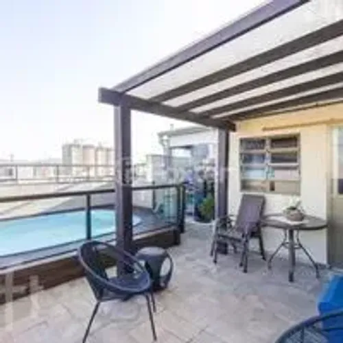 VENDE COBERTURA de 180 m² com 3 quartos, piscina, vaga no Menino Deus - Porto Alegre - RS