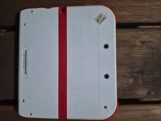 Nintendo 2 ds