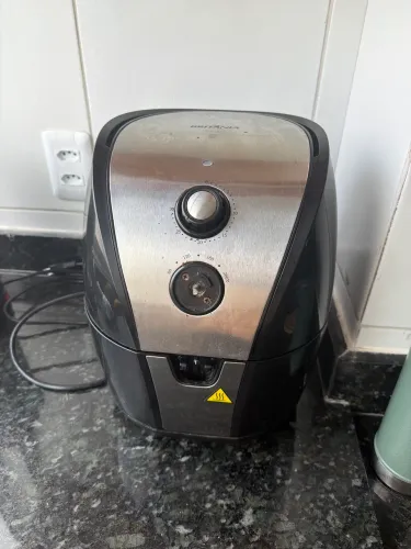 Air fryer Britânia