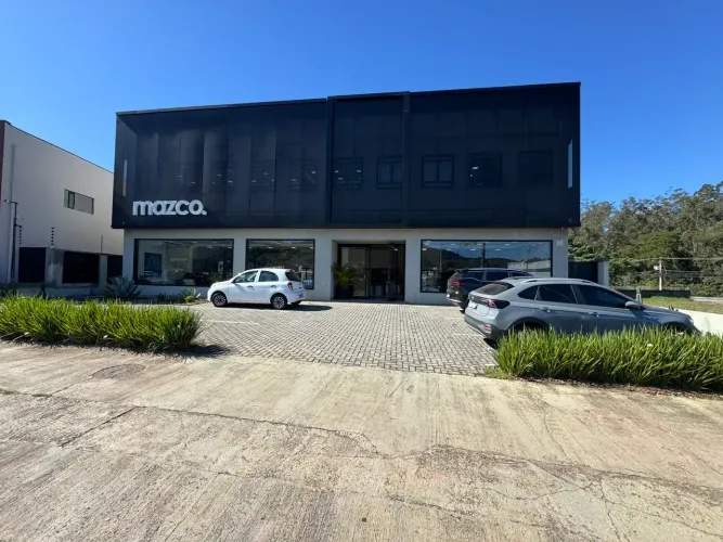 Loja/Galpão de alto padrão para locação no Fazenda Rodeio - Mogi das Cruzes - SP