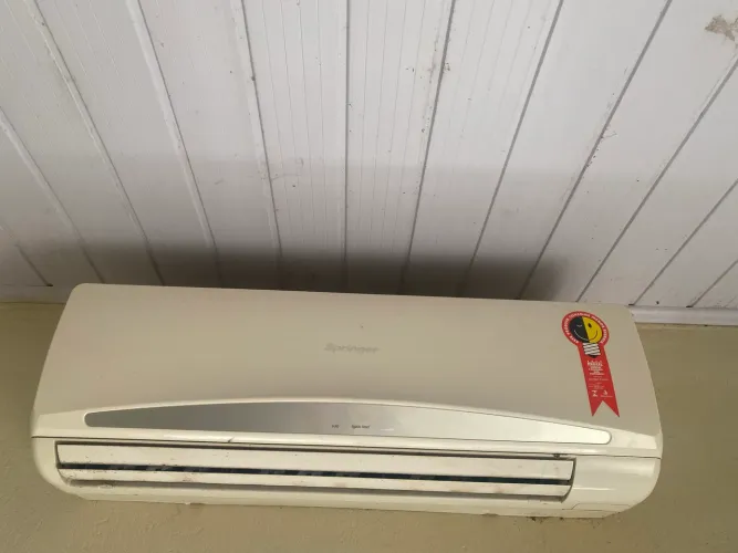 Ar condicionado 
