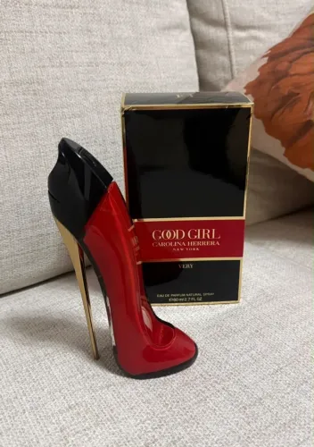 Perfume Good Girl original novinho