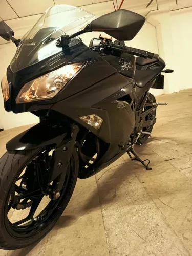 Moto Kawasaki Ninja 300 Preta Somente venda