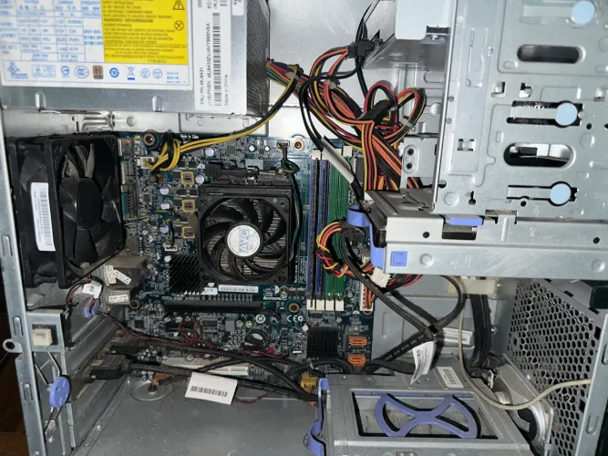 Gabinete de computador