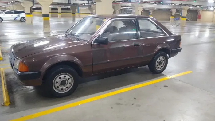 Ford Escort GL 1.6i / 1.6 (álcool) 2022