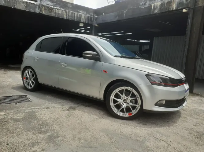 Volkswagen Gol Geração VI Highline 1.6 8V Total Flex I-motion 4P 2015