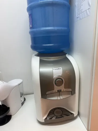 Bebedouro água gelada e natural