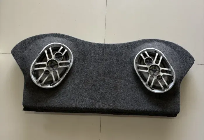 Bagagito com alto-falantes Bravox 240W para Gol G5 G6 G7 G8