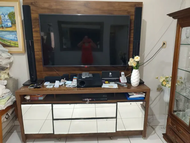 Rack com painel em MDF
