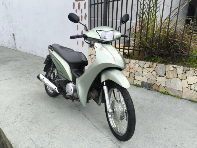 Honda biz 125 ES