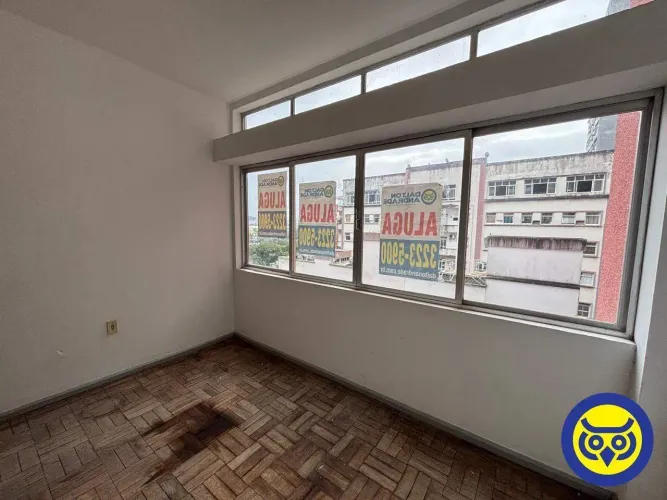 Sala comercial para locação no Centro de Florianópolis portaria 24 horas