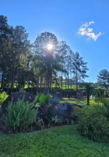 Vendo/Alugo Imóvel Rural com 21.262 M2 com piscina