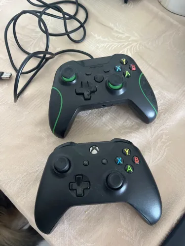 Lote 2 Controles Xbox com Defeito