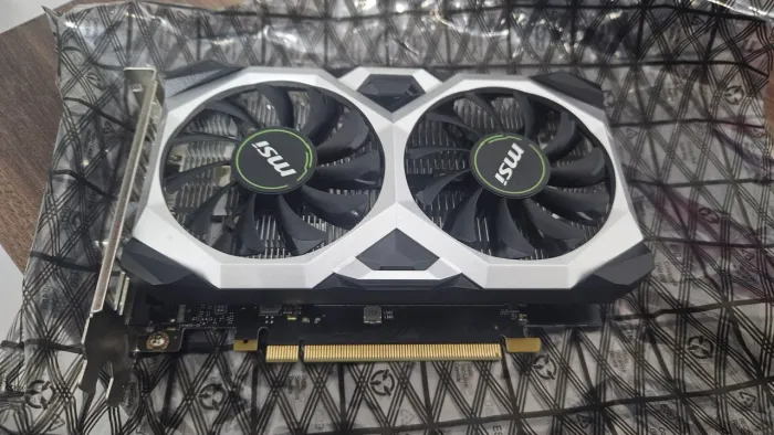 Gtx 1650 4GB vram MSI