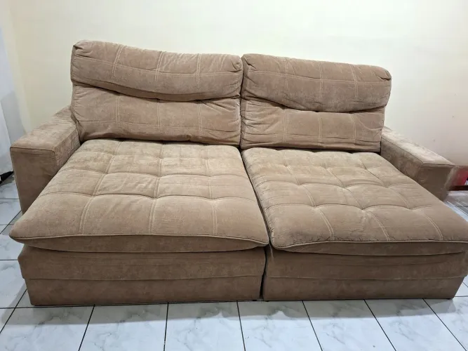 Vendo Sofá Retrátil confortável