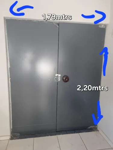 PORTA DE BLINDEX TRANSPARENTE DE DOBRADIÇA