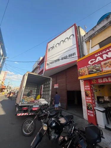 Vendo excelente galpão no centro da cidade