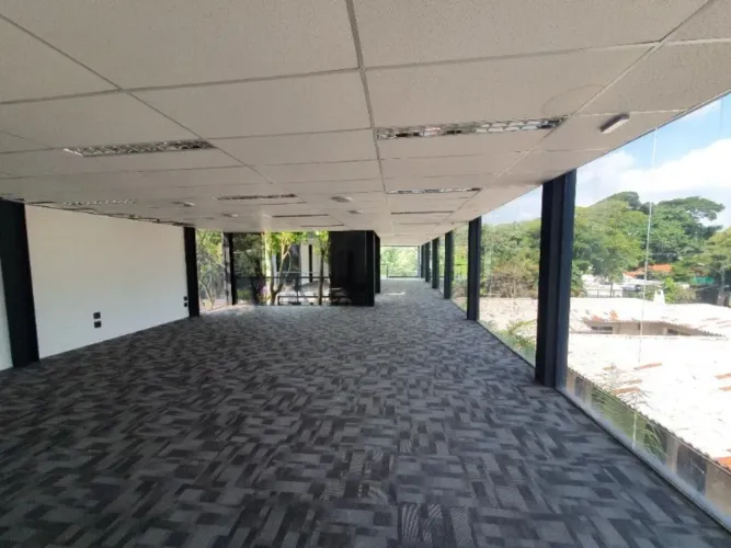 Prédio comercial de alto padrão em condomínio no Alto de Pinheiros, São Paulo-SP: 8 banhei