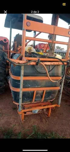 Pulverizador de veneno Jacto 600l