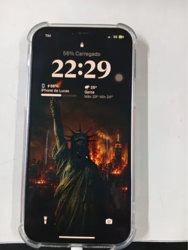 iPhone 12 64gb impecável. 
