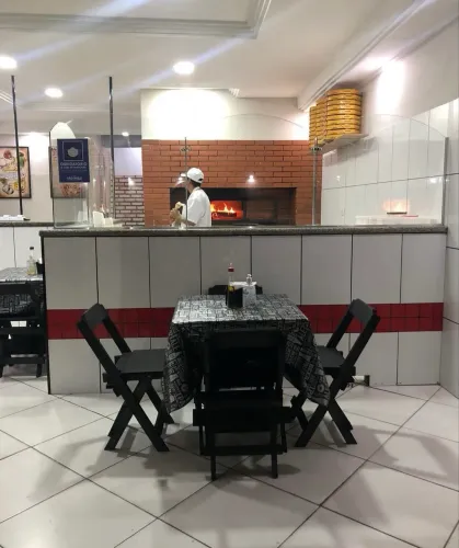 Vaga - Pizzaiolo(a) com experiência 