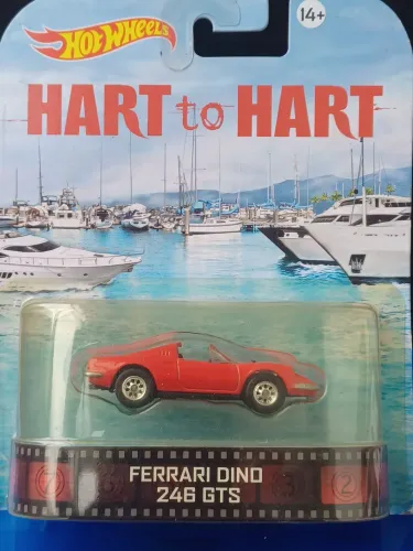 Raríssima Ferrari Dino Hotwheels Premium Hart to Hart escala 1:64 na cartelat