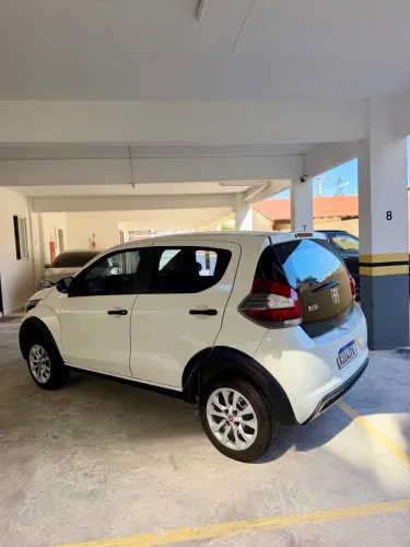 Fiat Mobi Like 1.0 Fire Flex 5P. 2022