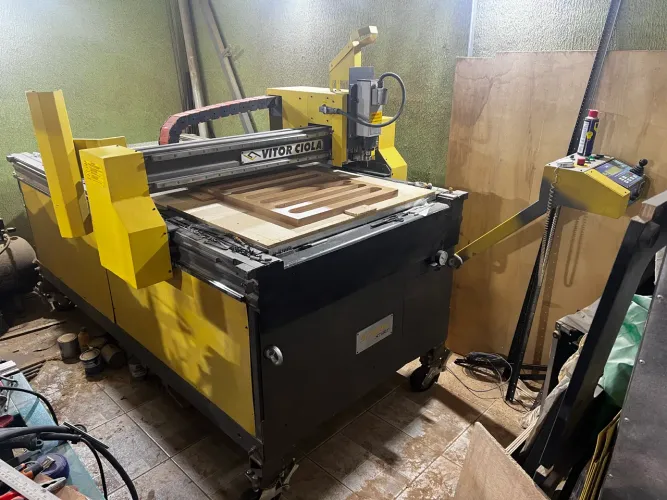 Router CNC Vitor Ciola 2000x1000