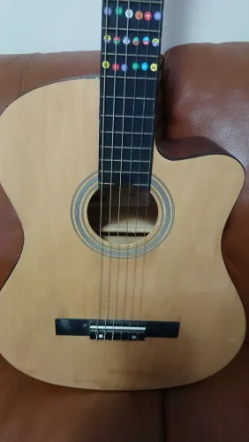 Violão Semi novo