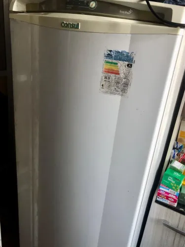 Geladeira FrostFree Cônsul funcionando, nunca fez troca de nada