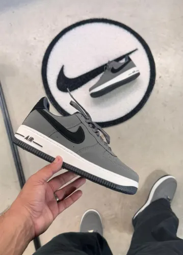 Tênis Nike Air Force 1 Cinza Grafite Premium Masculino